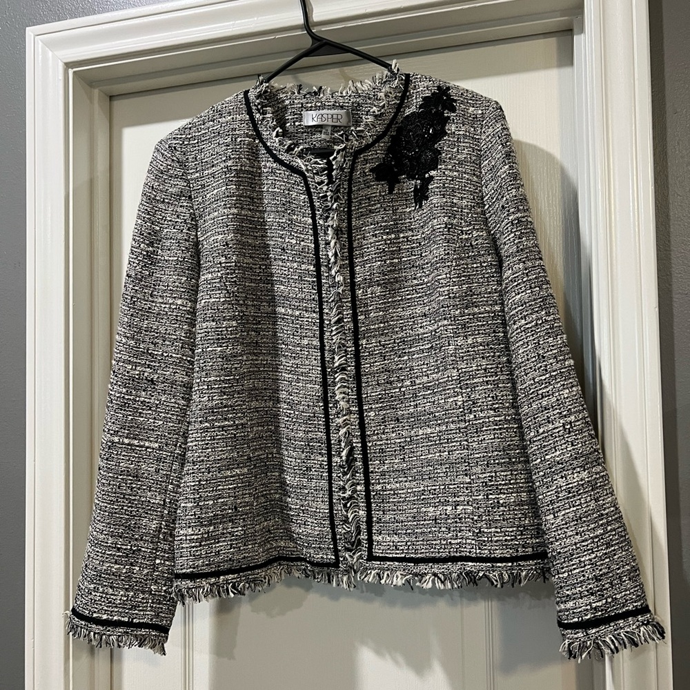 Kasper 18 suit jacket NWT